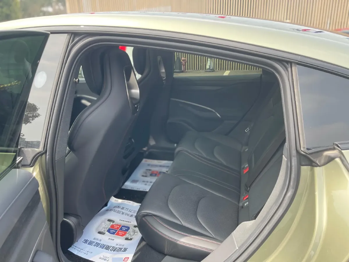 2024 MI SU7 BEV 73.6KWH,autocango,china used car exporter,china ev exporter,chinese used car exporter,chinese used ev exporter