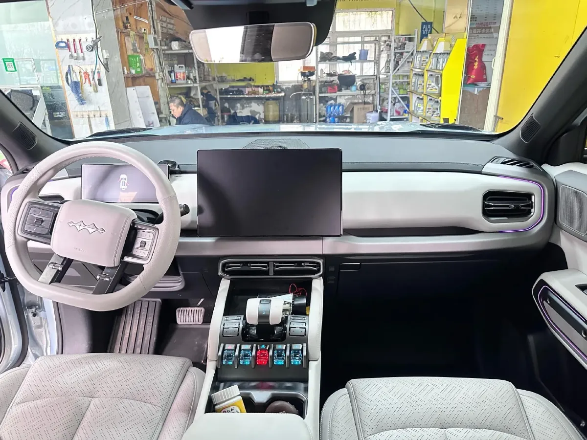 2025 FangChengBao Tai 3 BEV,autocango,china used car exporter,china ev exporter,chinese used car exporter,chinese used ev exporter