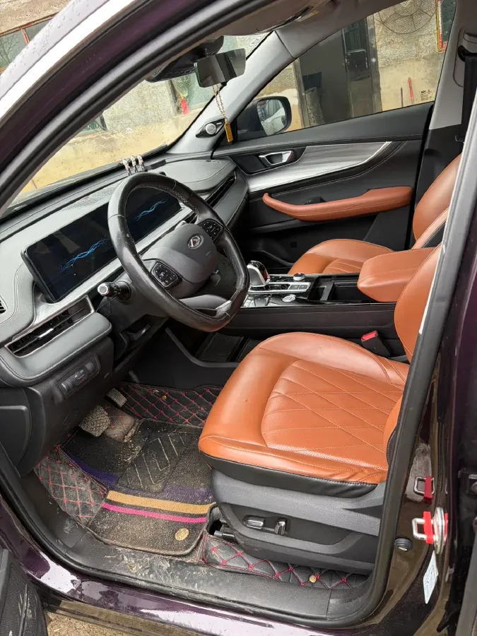 2021 Chery Tiggo 8 Plus 1.6T 197HP L4 7DCT,autocango,china used car exporter,china ev exporter,chinese used car exporter,chinese used ev exporter