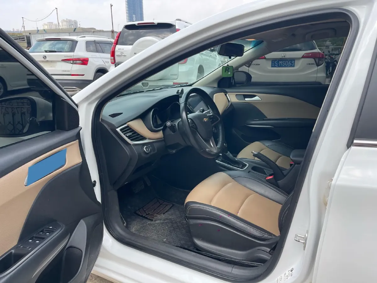 2022 Chevrolet Monza 1.5L 113HP L4 6AT,autocango,china used car exporter,china ev exporter,chinese used car exporter,chinese used ev exporter