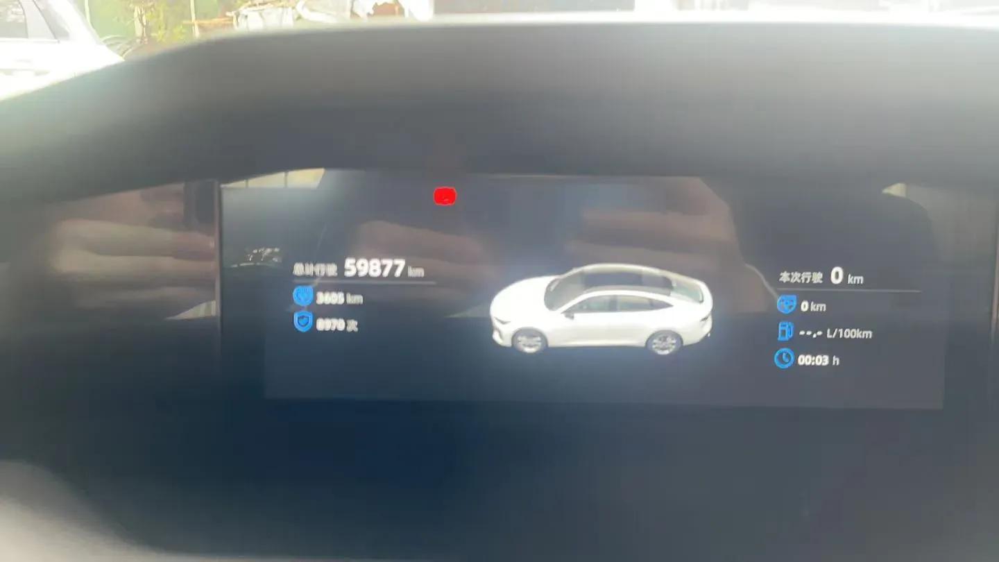 2022 ChangAn UNI-V 1.5T 188HP L4 7DCT,autocango,china used car exporter,china ev exporter,chinese used car exporter,chinese used ev exporter