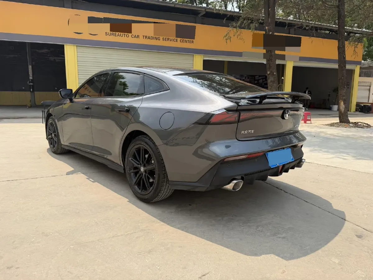 2023 ChangAn UNI-V 1.5T 188HP L4 7DCT,autocango,china used car exporter,china ev exporter,chinese used car exporter,chinese used ev exporter