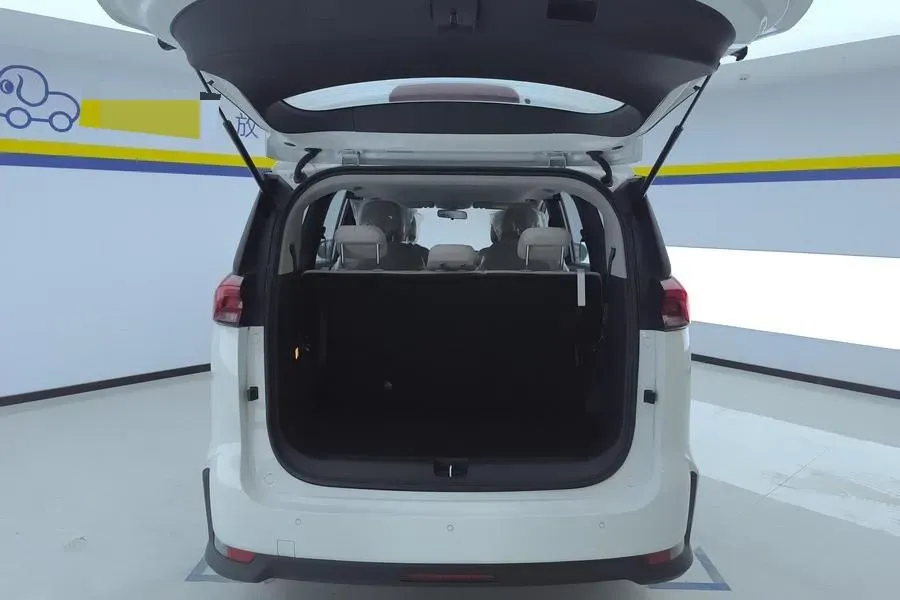 2024 MAXUS G50 1.5T 181HP L4 7DCT,autocango,china used car exporter,china ev exporter,chinese used car exporter,chinese used ev exporter