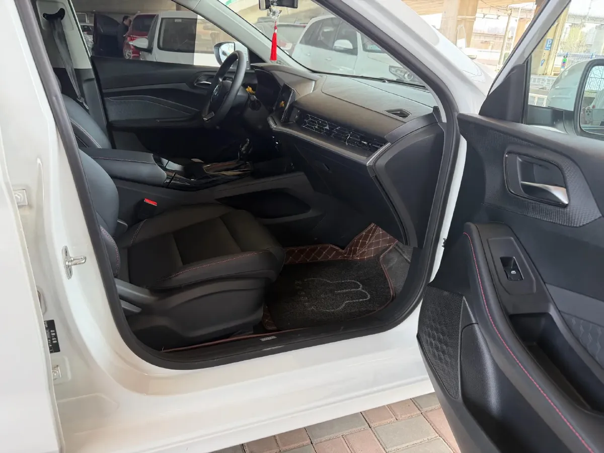 2021 MG 5 1.5L 120HP L4 CVT,autocango,china used car exporter,china ev exporter,chinese used car exporter,chinese used ev exporter