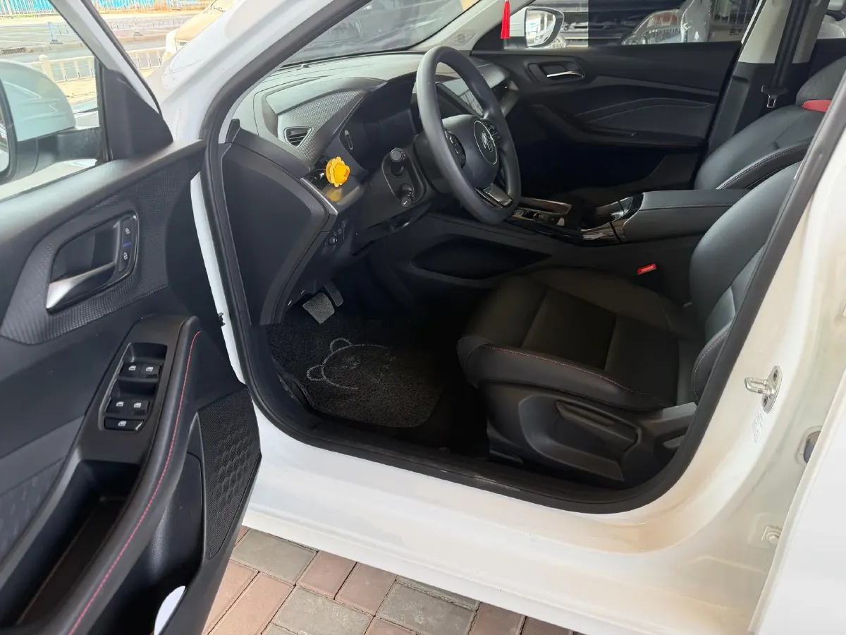 2021 MG 5 1.5L 120HP L4 CVT,autocango,china used car exporter,china ev exporter,chinese used car exporter,chinese used ev exporter