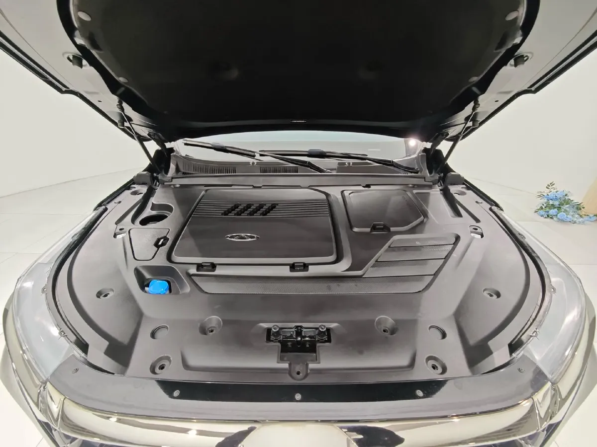 2024 Chery Tiggo 8 PRO 1.6T 197HP L4 7DCT,autocango,china used car exporter,china ev exporter,chinese used car exporter,chinese used ev exporter