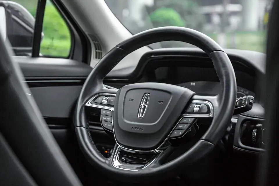 2021 Lincoln Nautilus 2.0T 245HP L4 8AT,autocango,china used car exporter,china ev exporter,chinese used car exporter,chinese used ev exporter