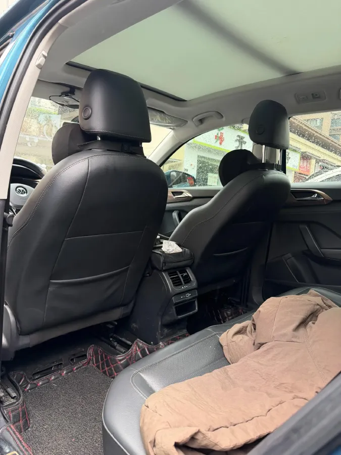 2021 Volkswagen Tharu 1.4T 150HP L4 7DCT,autocango,china used car exporter,china ev exporter,chinese used car exporter,chinese used ev exporter