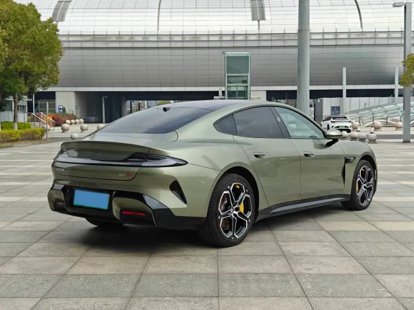 2024 MI SU7 BEV 101KWH,autocango,china used car exporter,china ev exporter,chinese used car exporter,chinese used ev exporter