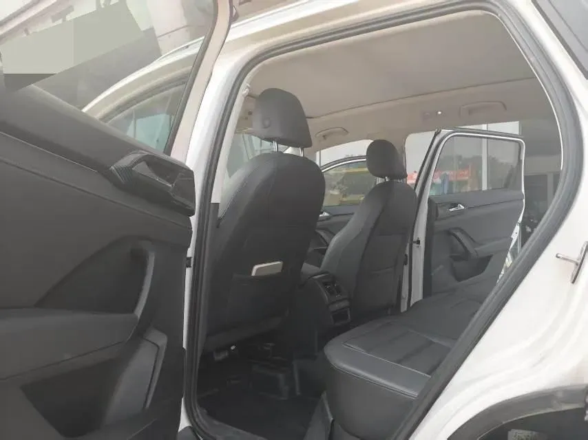 2021 Volkswagen Tharu 2.0T 186HP L4 7DCT,autocango,china used car exporter,china ev exporter,chinese used car exporter,chinese used ev exporter