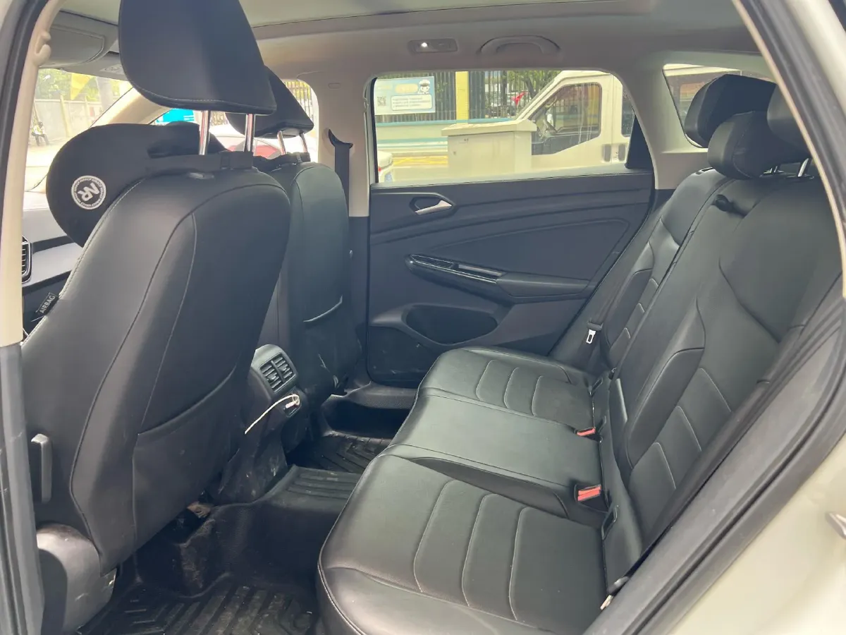 2021 Jetta VS7 1.4T 150HP L4 6AT,autocango,china used car exporter,china ev exporter,chinese used car exporter,chinese used ev exporter