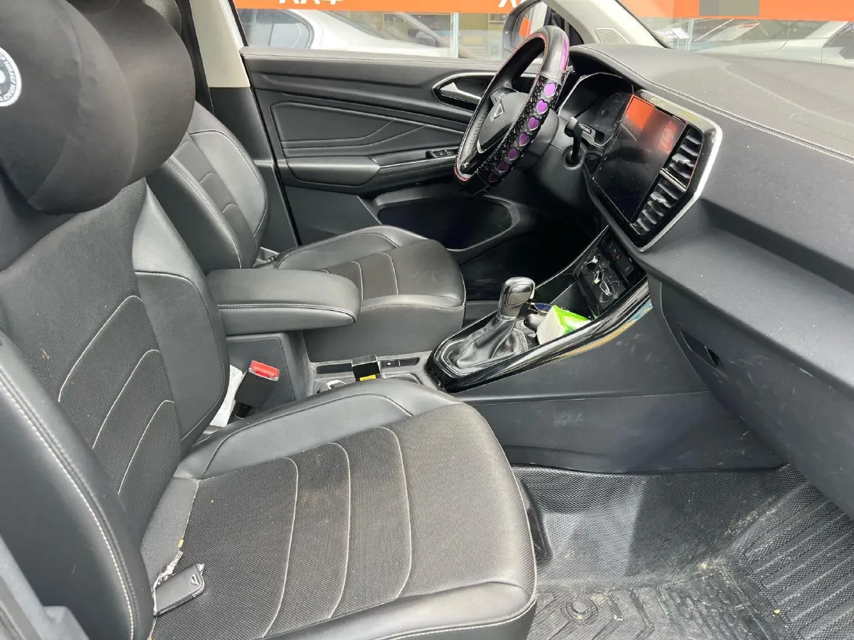 2021 Jetta VS7 1.4T 150HP L4 6AT,autocango,china used car exporter,china ev exporter,chinese used car exporter,chinese used ev exporter