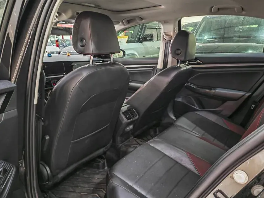 2021 Volkswagen Bora 1.4T 150HP L4 7DCT,autocango,china used car exporter,china ev exporter,chinese used car exporter,chinese used ev exporter