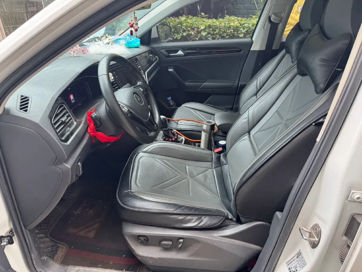 2021 Volkswagen T-Roc 1.4T 150HP L4 7DCT,autocango,china used car exporter,china ev exporter,chinese used car exporter,chinese used ev exporter