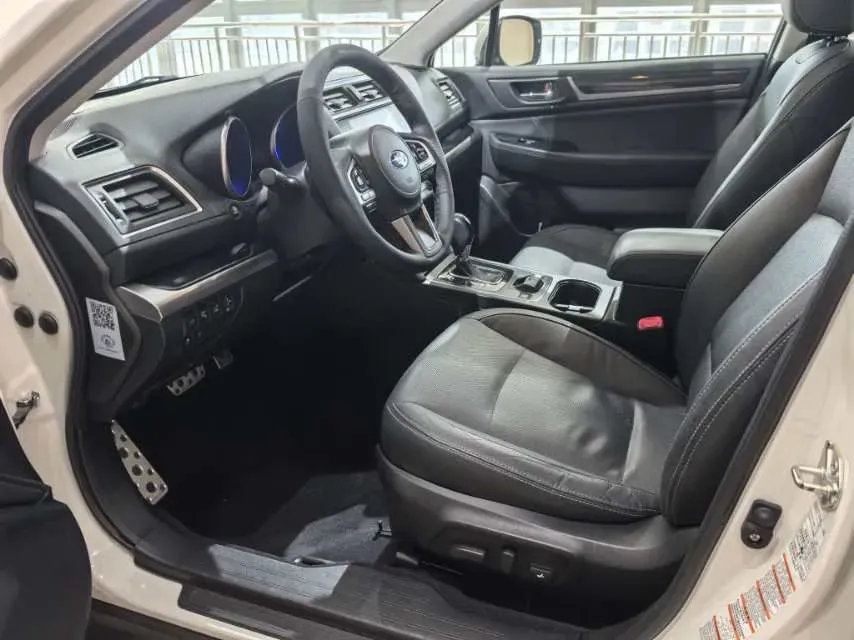 2017 Subaru Outback 2.5L 175HP H4 CVT,autocango,china used car exporter,china ev exporter,chinese used car exporter,chinese used ev exporter