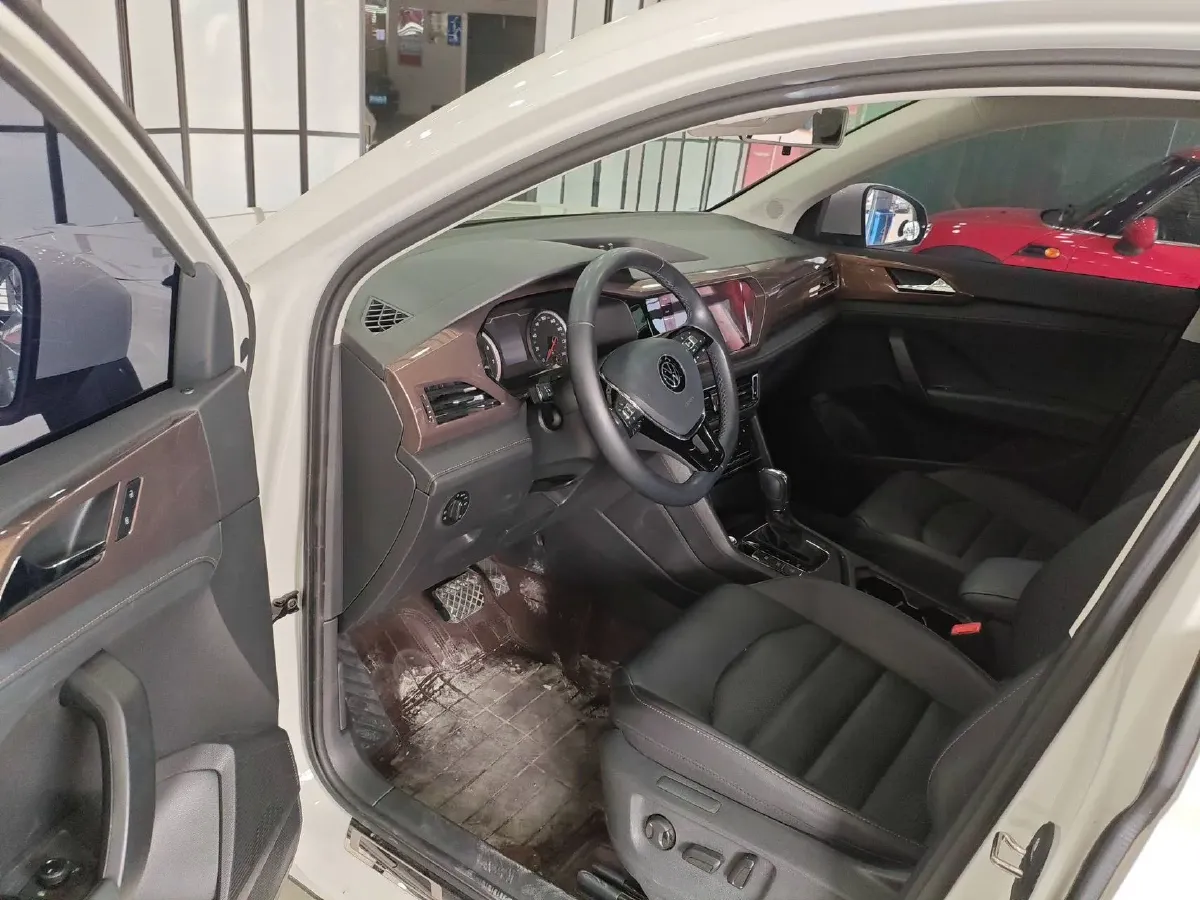 2021 Volkswagen Tharu 1.4T 150HP L4 7DCT,autocango,china used car exporter,china ev exporter,chinese used car exporter,chinese used ev exporter