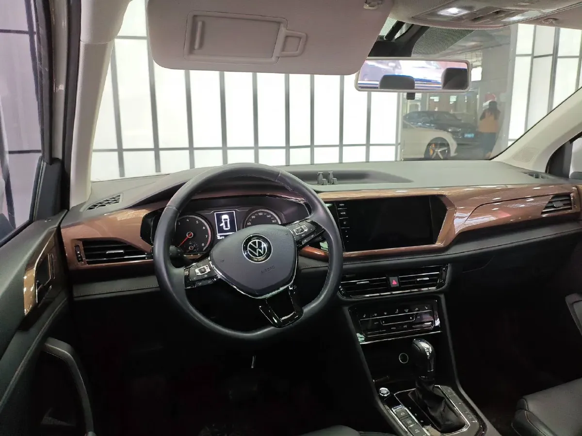 2021 Volkswagen Tharu 1.4T 150HP L4 7DCT,autocango,china used car exporter,china ev exporter,chinese used car exporter,chinese used ev exporter