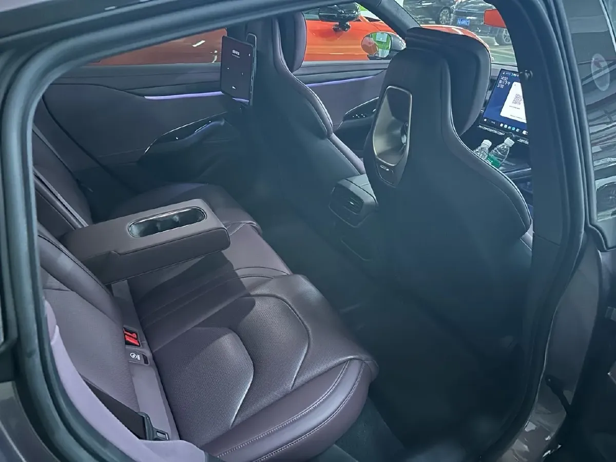 2024 MI SU7 BEV 94.3KWH,autocango,china used car exporter,china ev exporter,chinese used car exporter,chinese used ev exporter