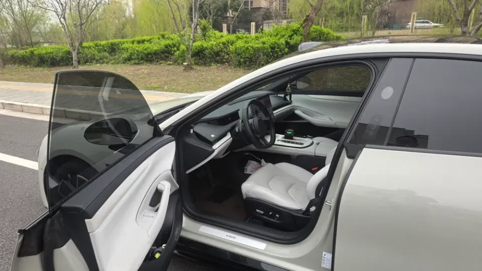 2024 MI SU7 BEV 94.3KWH,autocango,china used car exporter,china ev exporter,chinese used car exporter,chinese used ev exporter