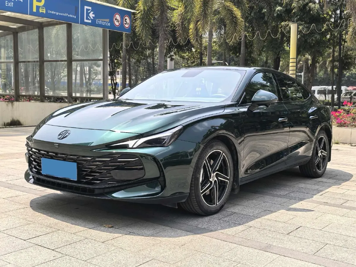 2023 MG 7 1.5T 188HP L4 7DCT,autocango,china used car exporter,china ev exporter,chinese used car exporter,chinese used ev exporter