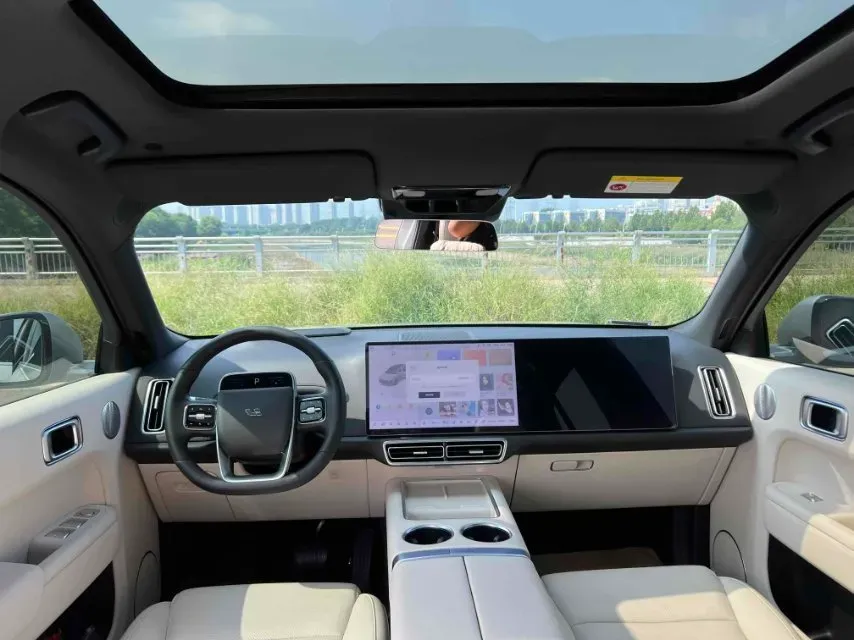 2023 Li L8 Range Extended 154HP REEV 40.9KWH,autocango,china used car exporter,china ev exporter,chinese used car exporter,chinese used ev exporter