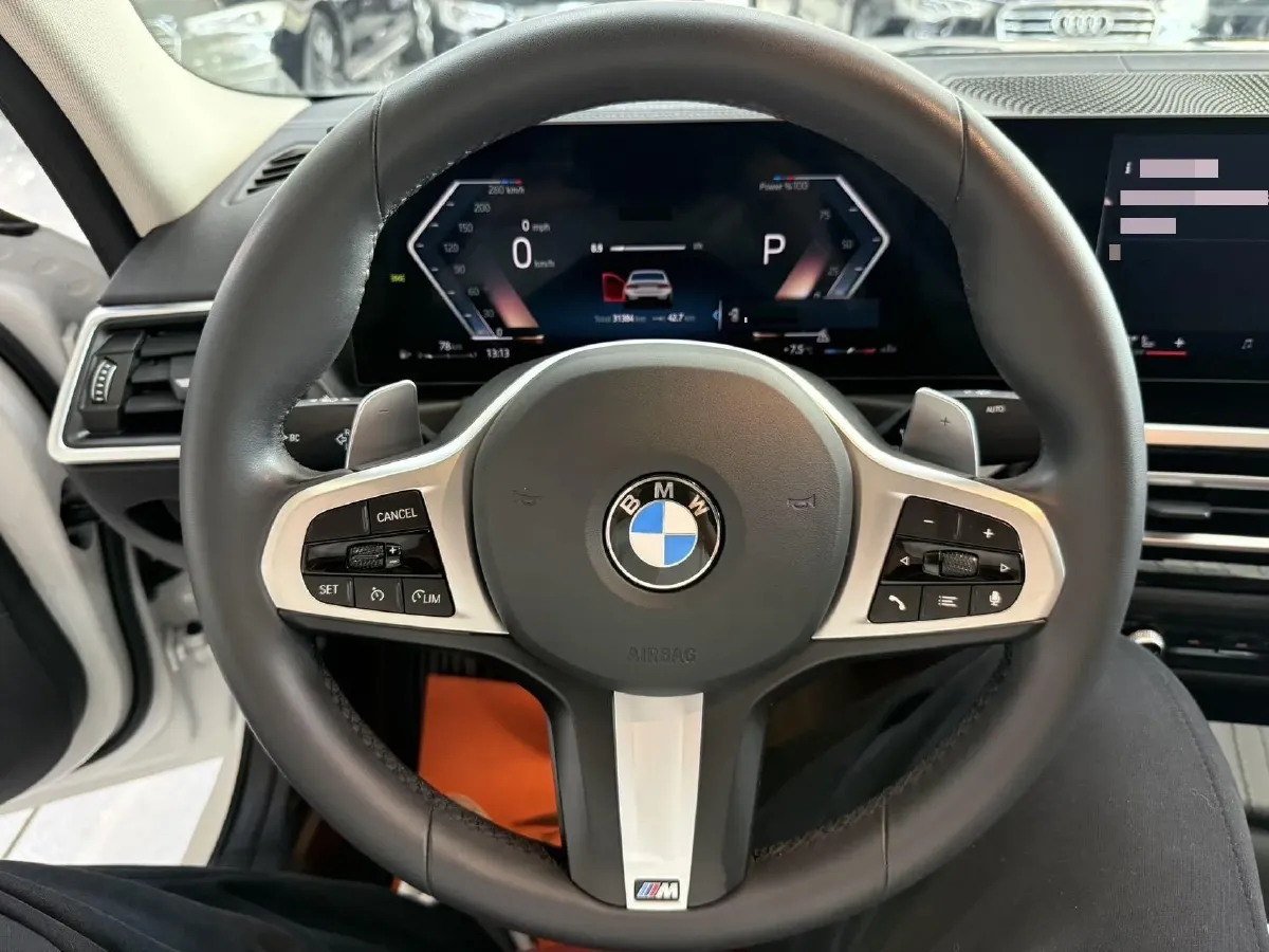 2023 BMW 3 Series 2.0T 156HP L4 8AT,autocango,china used car exporter,china ev exporter,chinese used car exporter,chinese used ev exporter