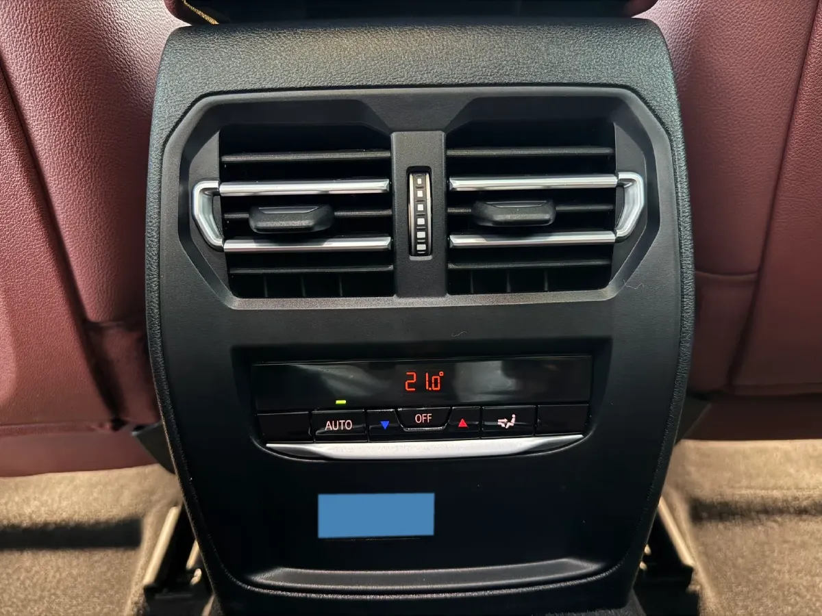 2023 BMW 3 Series 2.0T 156HP L4 8AT,autocango,china used car exporter,china ev exporter,chinese used car exporter,chinese used ev exporter
