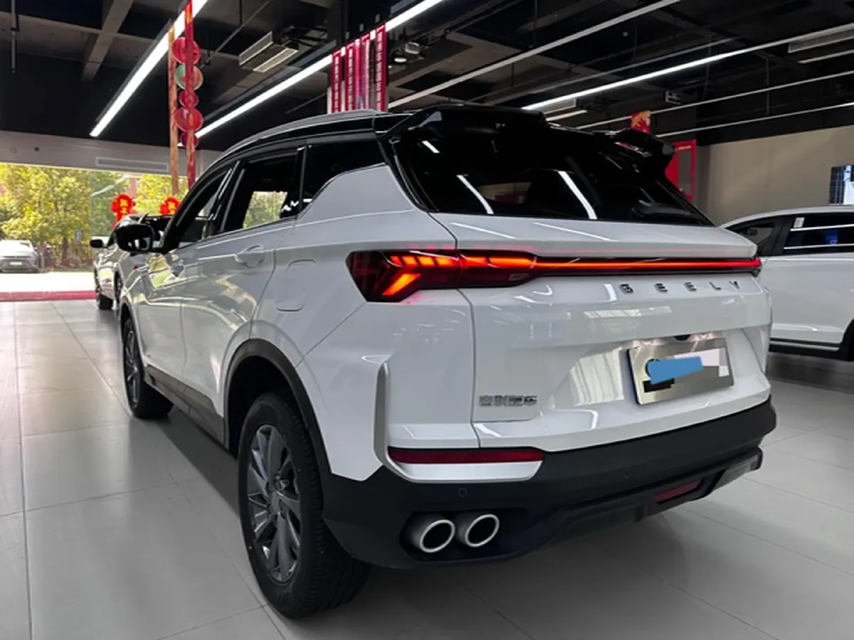 2025 Geely Coolray 1.5T 181HP L4 7DCT,autocango,china used car exporter,china ev exporter,chinese used car exporter,chinese used ev exporter