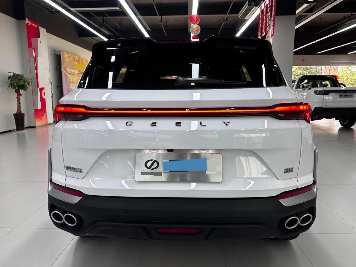 2025 Geely Coolray 1.5T 181HP L4 7DCT,autocango,china used car exporter,china ev exporter,chinese used car exporter,chinese used ev exporter