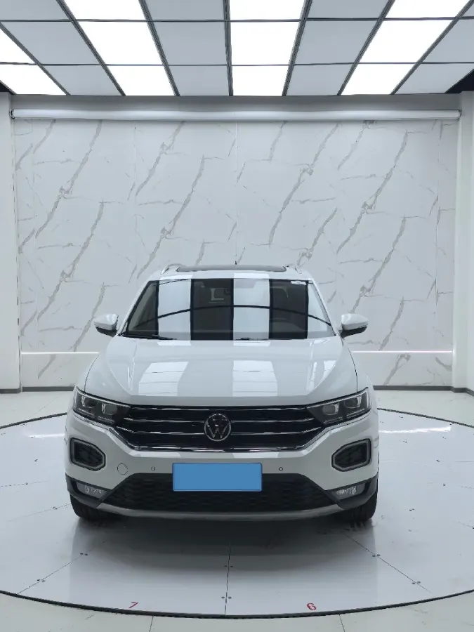 2021 Volkswagen T-Roc 1.4T 150HP L4 7DCT,autocango,china used car exporter,china ev exporter,chinese used car exporter,chinese used ev exporter