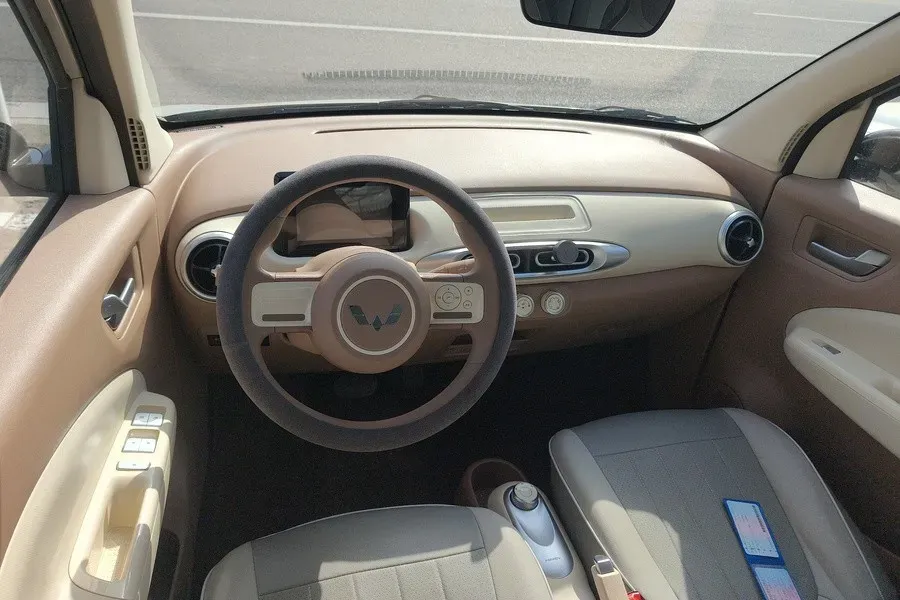 2025 WuLing ZhiGuang BEV 17.7KWH,autocango,china used car exporter,china ev exporter,chinese used car exporter,chinese used ev exporter