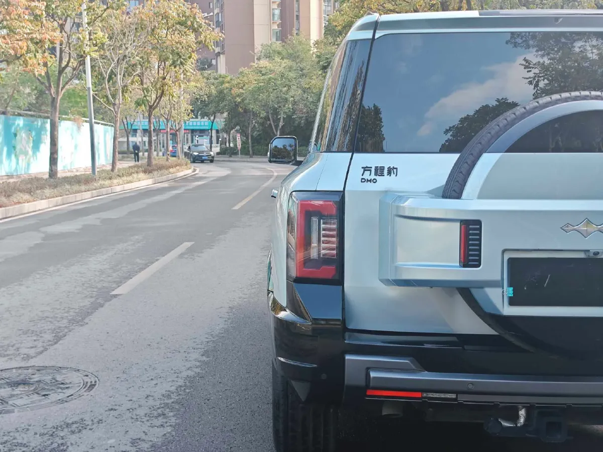 2025 FangChengBao Bao 8 2.0T 245HP L4 E-CVT PHEV 36.8KWH,autocango,china used car exporter,china ev exporter,chinese used car exporter,chinese used ev exporter