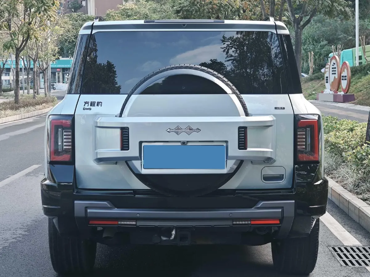 2025 FangChengBao Bao 8 2.0T 245HP L4 E-CVT PHEV 36.8KWH,autocango,china used car exporter,china ev exporter,chinese used car exporter,chinese used ev exporter