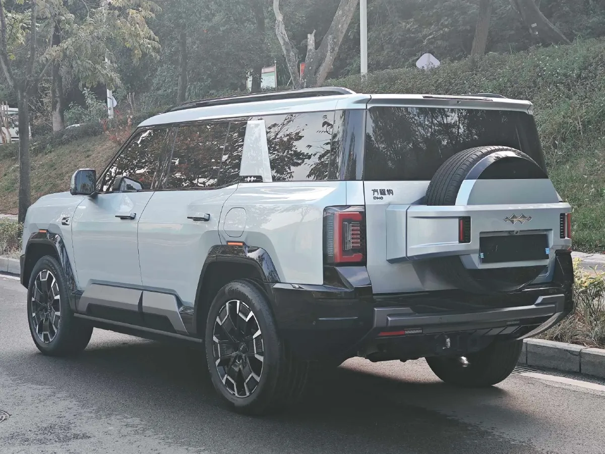 2025 FangChengBao Bao 8 2.0T 245HP L4 E-CVT PHEV 36.8KWH,autocango,china used car exporter,china ev exporter,chinese used car exporter,chinese used ev exporter