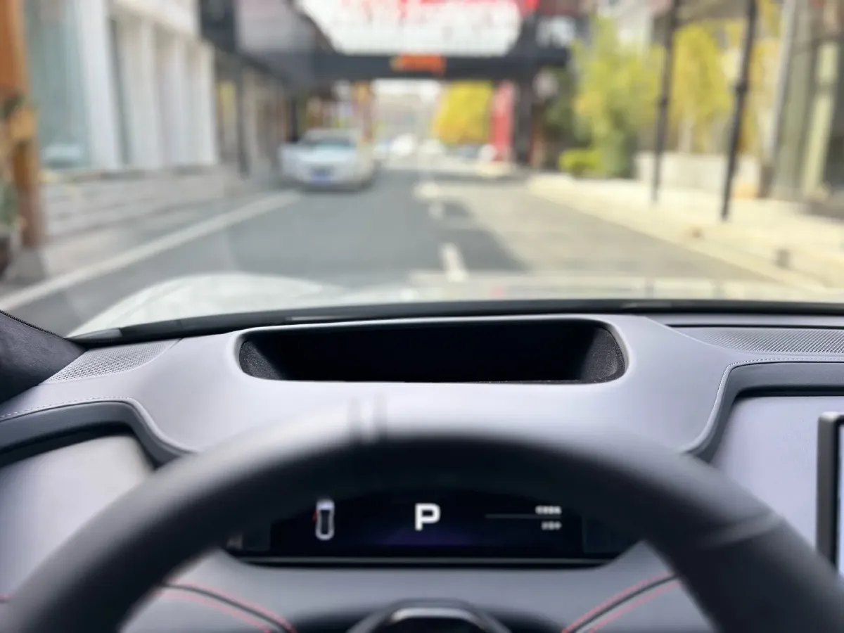 2024 MI SU7 BEV 101KWH,autocango,china used car exporter,china ev exporter,chinese used car exporter,chinese used ev exporter