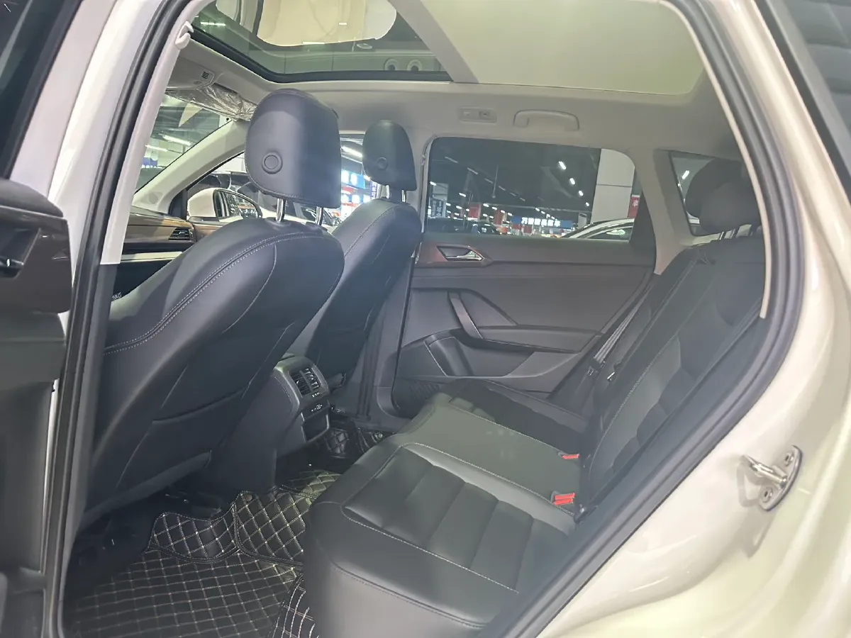 2022 Ford Transit 2.0T 202HP L4 6AT,autocango,china used car exporter,china ev exporter,chinese used car exporter,chinese used ev exporter