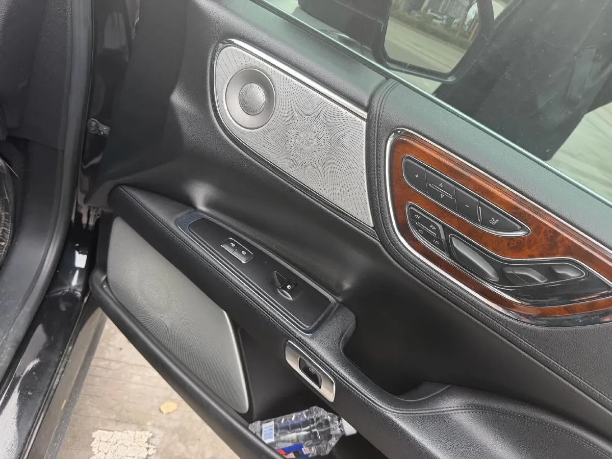 2017 Lincoln Continental 3.0T 378HP V6 6AT,autocango,china used car exporter,china ev exporter,chinese used car exporter,chinese used ev exporter