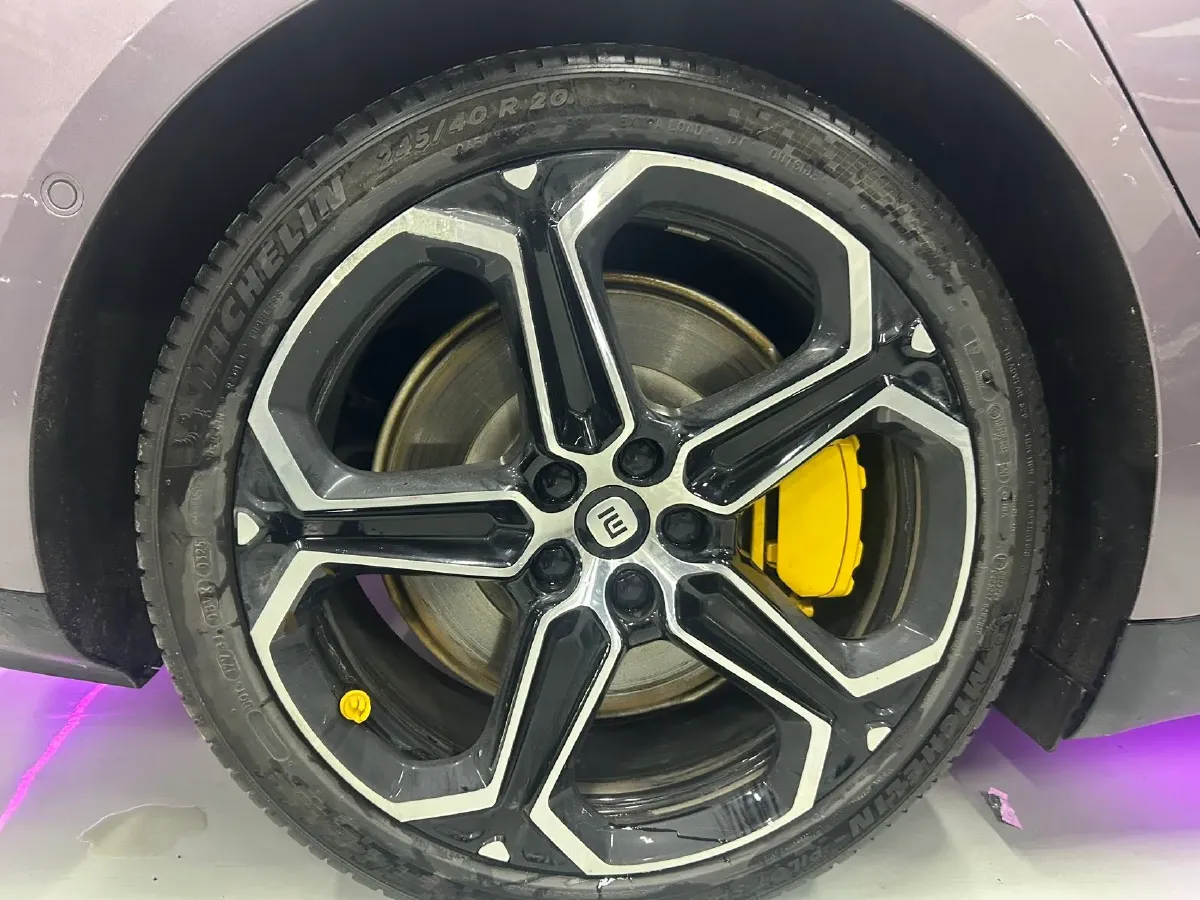 2024 MI SU7 BEV 73.6KWH,autocango,china used car exporter,china ev exporter,chinese used car exporter,chinese used ev exporter