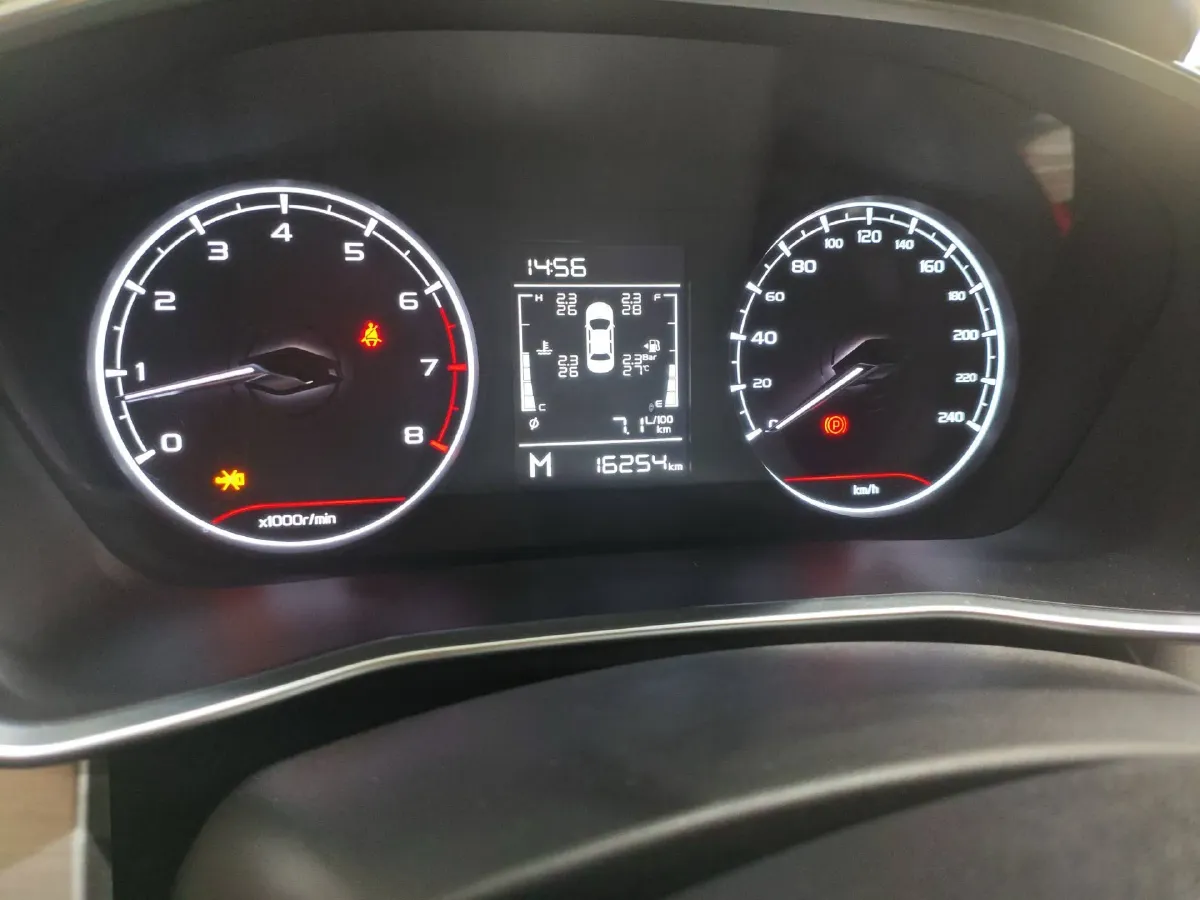 2023 Geely Coolray 1.4T 141HP L4 6MT,autocango,china used car exporter,china ev exporter,chinese used car exporter,chinese used ev exporter