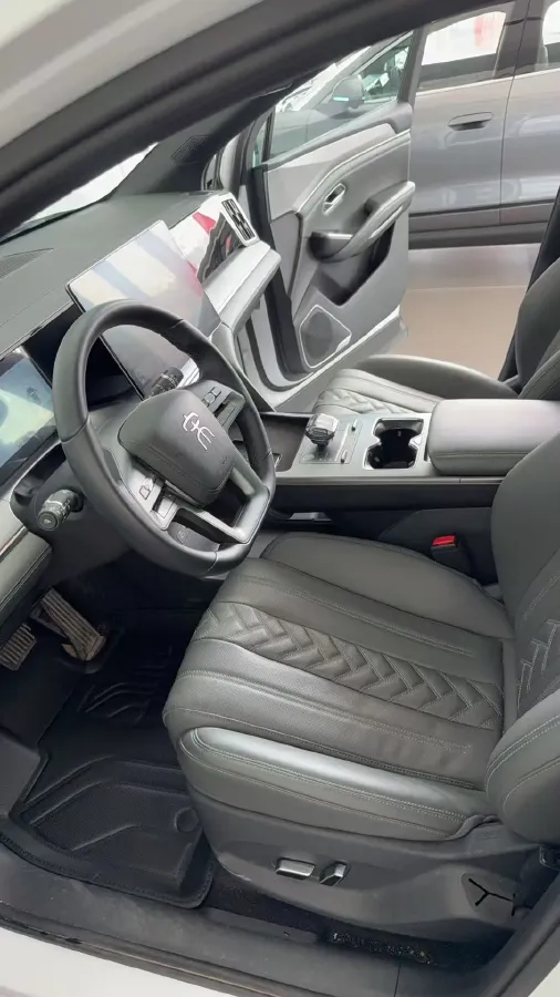 2025 BYD SongL DM-i 1.5L 101HP L4 E-CVT PHEV 26.6KWH,autocango,china used car exporter,china ev exporter,chinese used car exporter,chinese used ev exporter