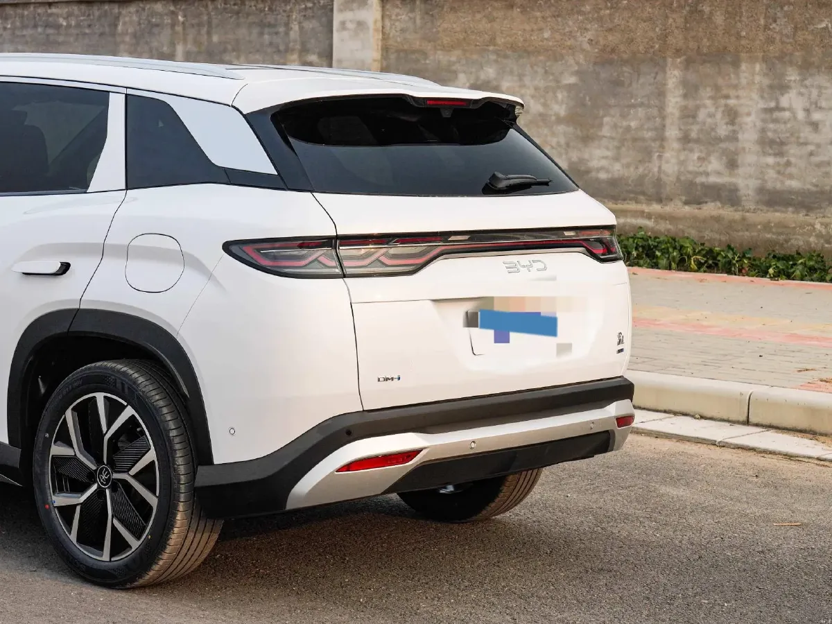 2025 BYD SongL DM-i 1.5L 101HP L4 E-CVT PHEV 26.6KWH,autocango,china used car exporter,china ev exporter,chinese used car exporter,chinese used ev exporter