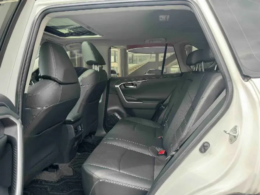 2022 Toyota RAV4 2.0L 171HP L4 CVT,autocango,china used car exporter,china ev exporter,chinese used car exporter,chinese used ev exporter