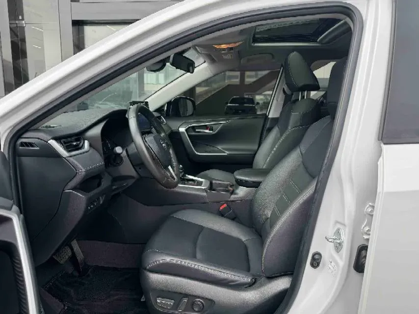 2022 Toyota RAV4 2.0L 171HP L4 CVT,autocango,china used car exporter,china ev exporter,chinese used car exporter,chinese used ev exporter