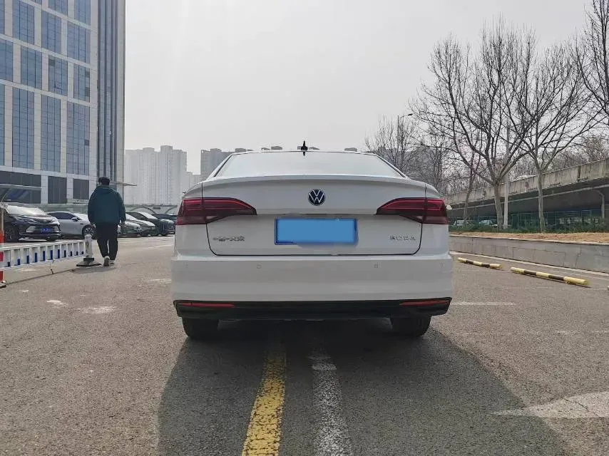 2021 Volkswagen Bora 1.5L 113HP L4 6AT,autocango,china used car exporter,china ev exporter,chinese used car exporter,chinese used ev exporter
