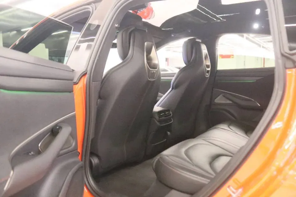 2024 MI SU7 BEV 101KWH,autocango,china used car exporter,china ev exporter,chinese used car exporter,chinese used ev exporter