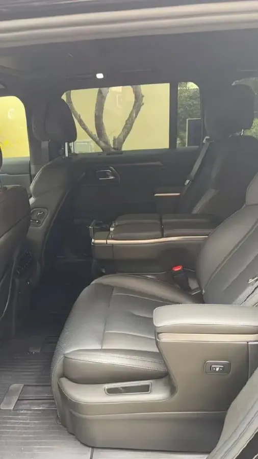 2024 ROXROX 01 1.5T 152HP L4 REEV 58.4KWH,autocango,china used car exporter,china ev exporter,chinese used car exporter,chinese used ev exporter