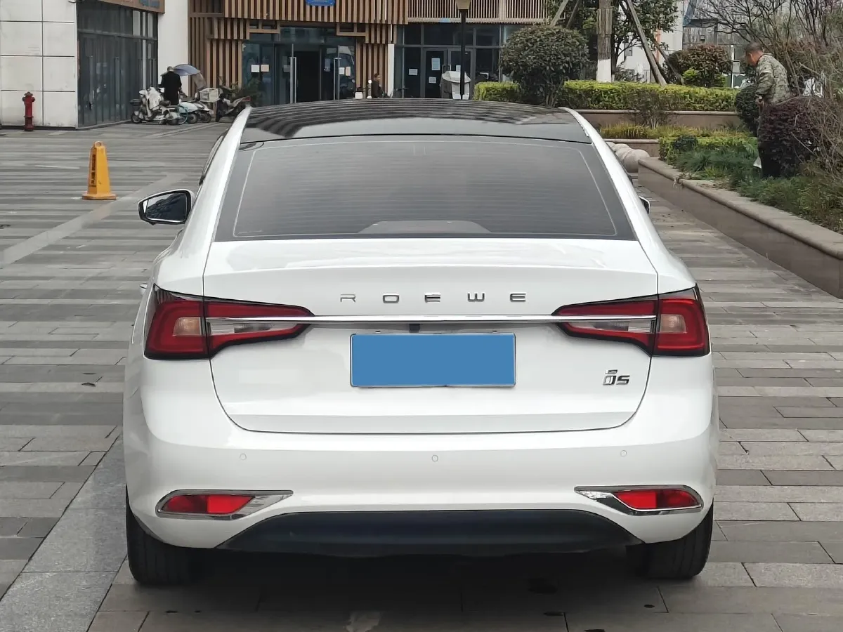 2019 Roewe i5 1.5L 120HP L4 CVT,autocango,china used car exporter,china ev exporter,chinese used car exporter,chinese used ev exporter
