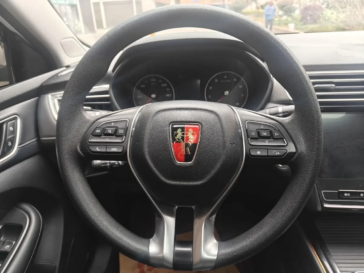 2019 Roewe i5 1.5L 120HP L4 CVT,autocango,china used car exporter,china ev exporter,chinese used car exporter,chinese used ev exporter