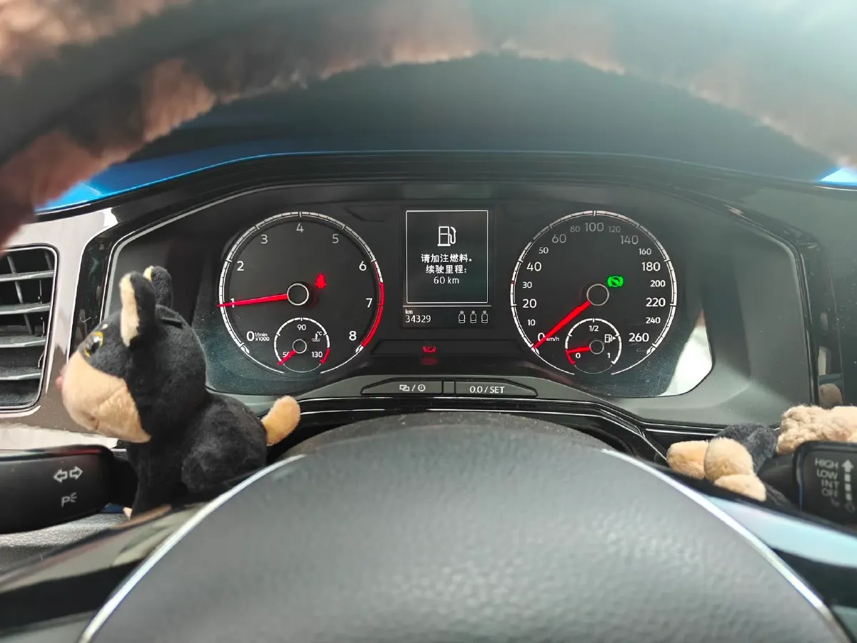 2019 Volkswagen Polo 1.5L 113HP L4 6AT,autocango,china used car exporter,china ev exporter,chinese used car exporter,chinese used ev exporter