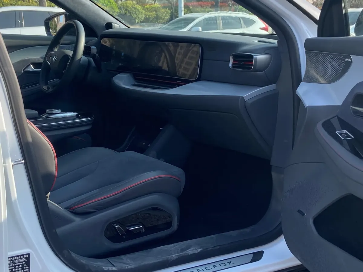 2022 ARCFOX αS BEV 74.5KWH,autocango,china used car exporter,china ev exporter,chinese used car exporter,chinese used ev exporter